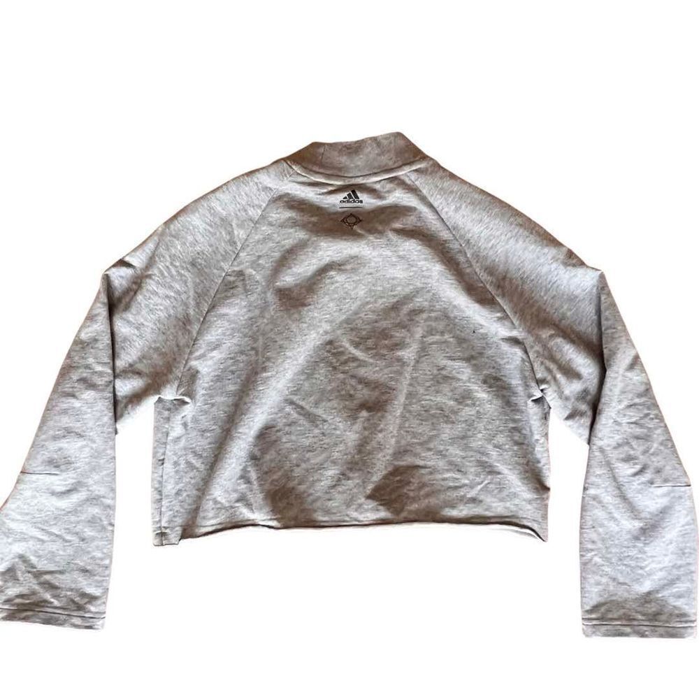 Adidas x Wanderlust Gym Shirt Gray Cropped long sleeve Yoga Workout fitness XS/S - Picture 3 of 4